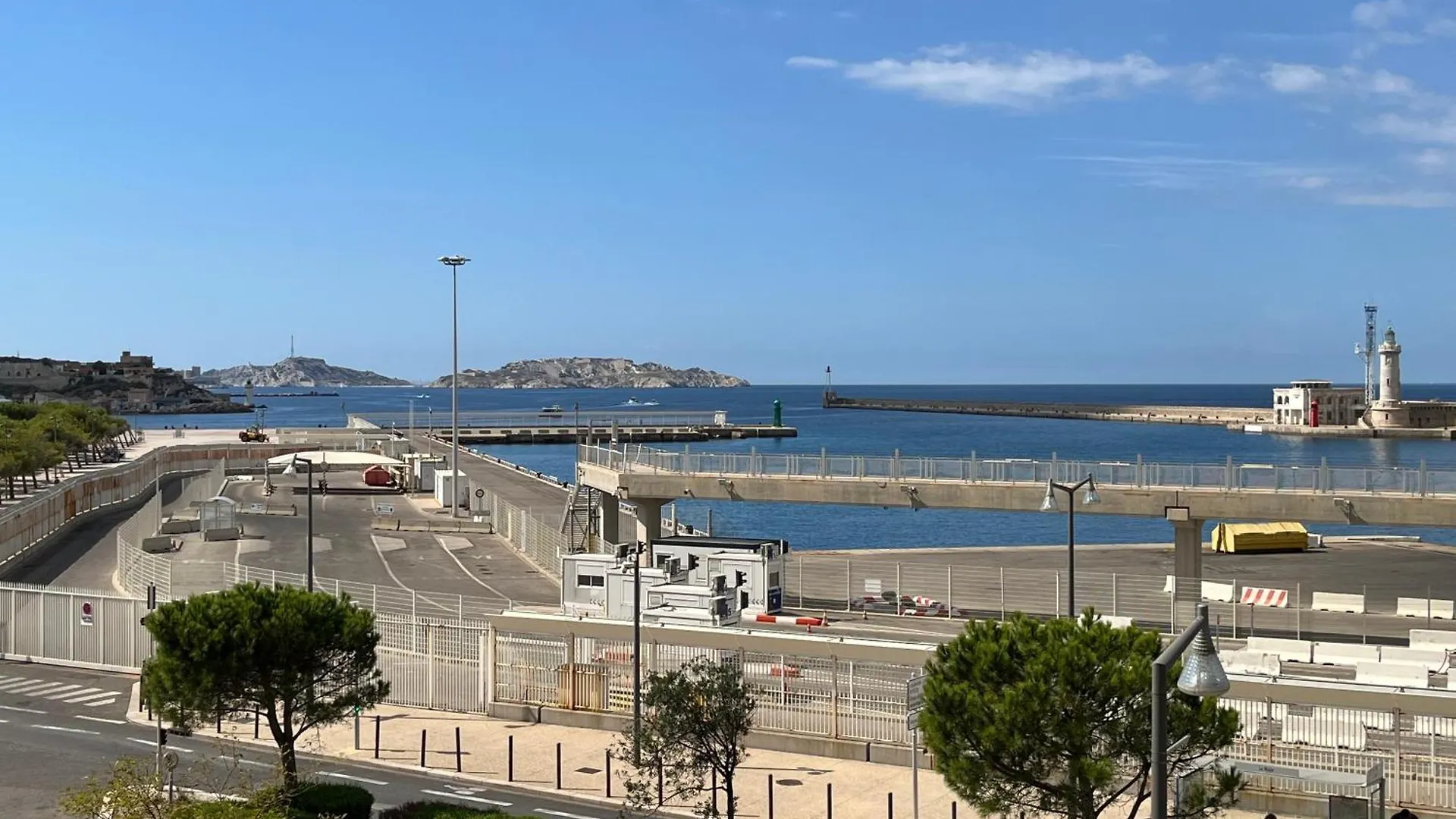 • Le Soleil Du Panier • Coeur Historique Lägenhet Marseille 0*,  Frankrike